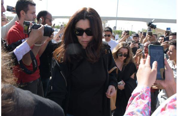 هل سيمنع صحافيو مصر من تغطية جنازات المشاهير بعد طلب كريم عبدالعزيز؟